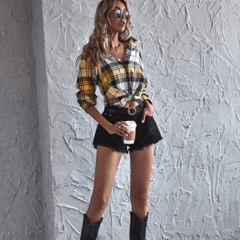 Plaid Button Casual Minimalist Top - Picture 3 of 5